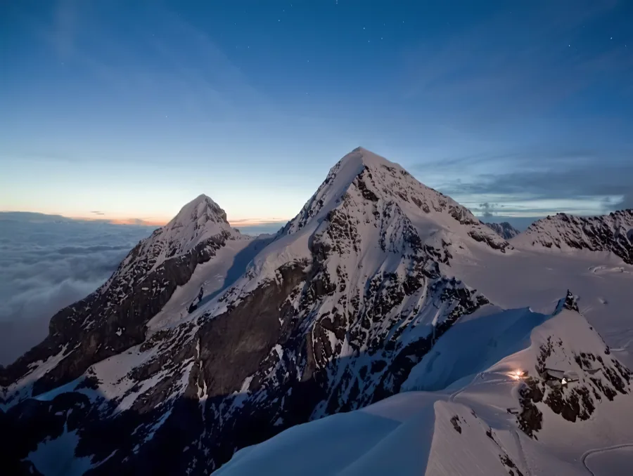 Das Jungfraujoch im Abendlicht