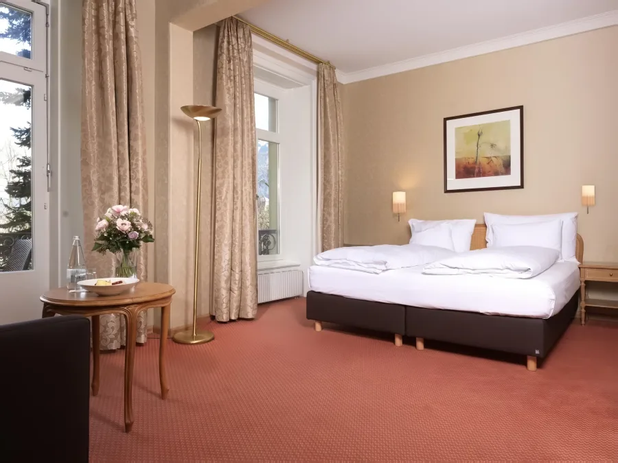 Doppelzimmer Flussblick mit Balkon