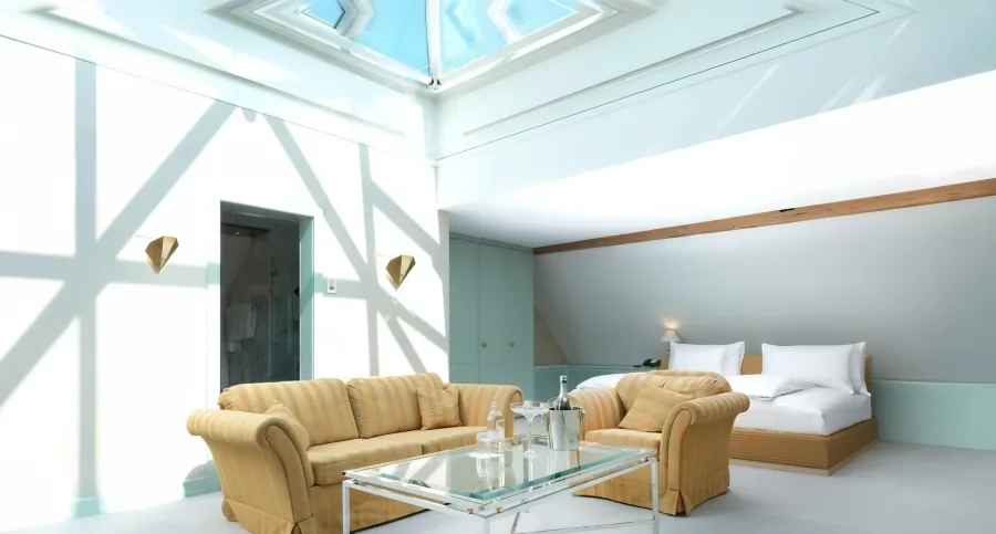Die Pyramid Suite unter dem Glasdach